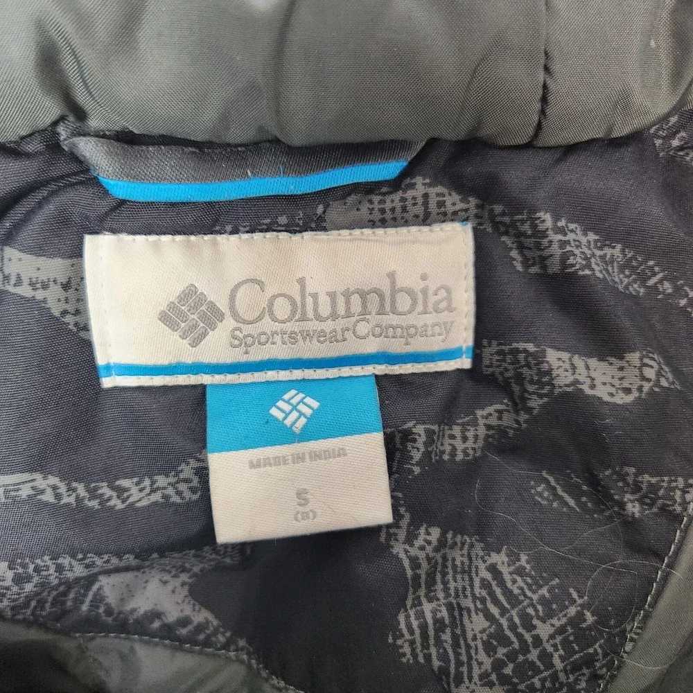 Columbia Kids Puffer Jacket Camo Print‎ Hooded Winter Warmth Outerwear Winter